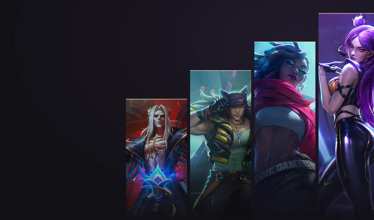 Négy bandatag emelkedő oszlopokon, abban a sorrendben, ahogy a meghallgatási küldetéseik feloldódnak: Pentakill Karthus, HEARTSTEEL Sett, True Damage Senna és K/DA Kai'Sa